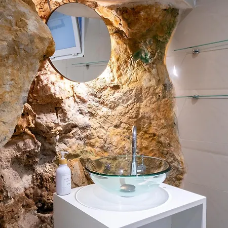 Stone Dingac